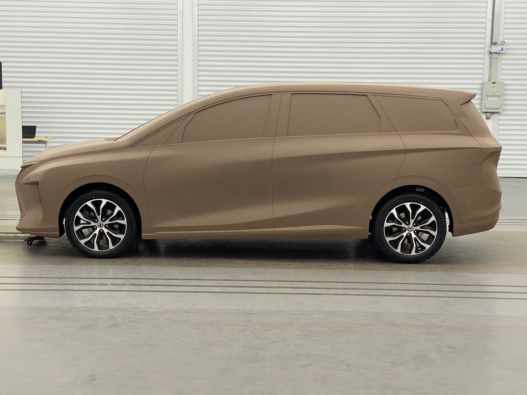 Full-size clay, side