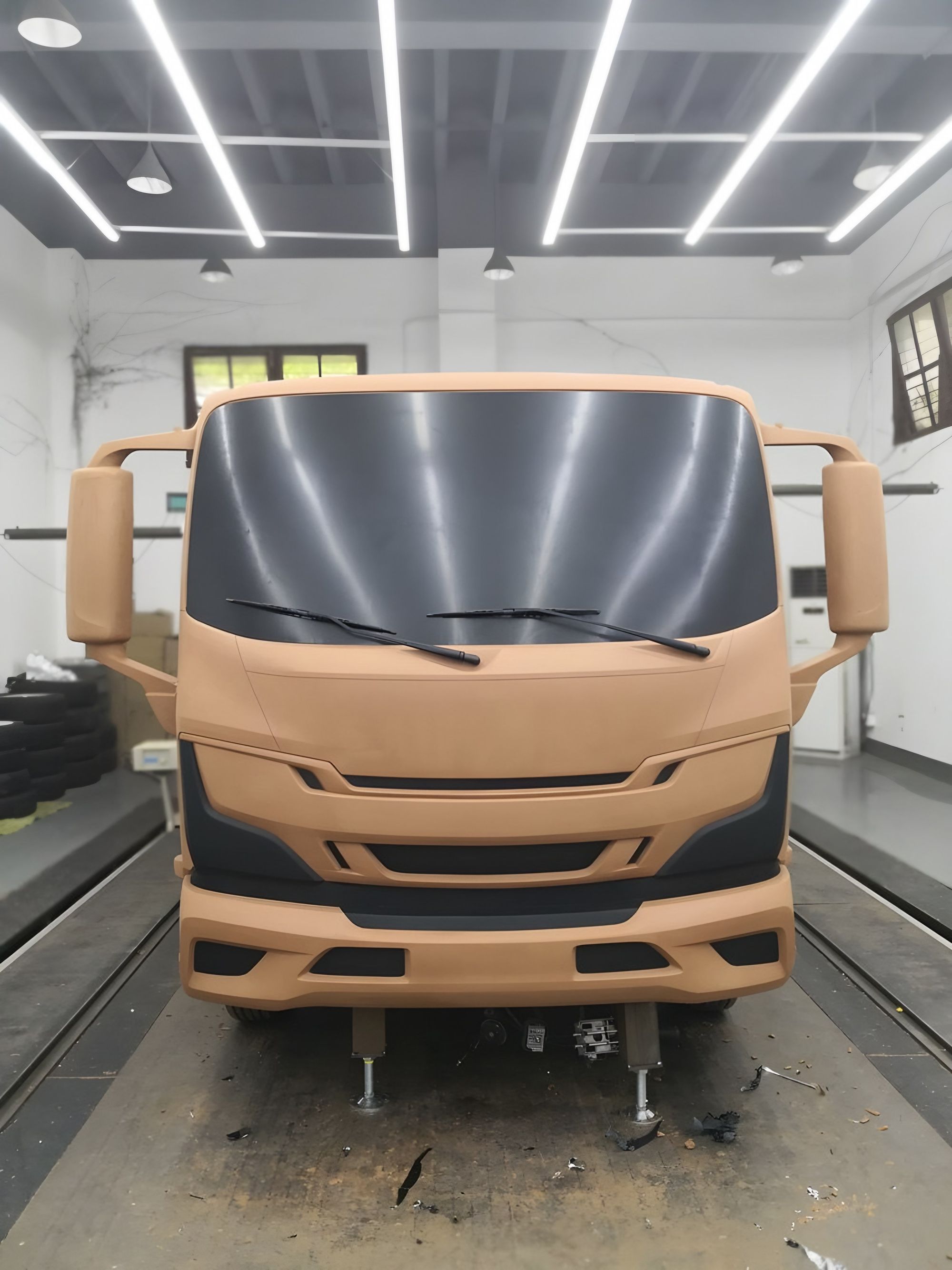 Isuzu truck clay model